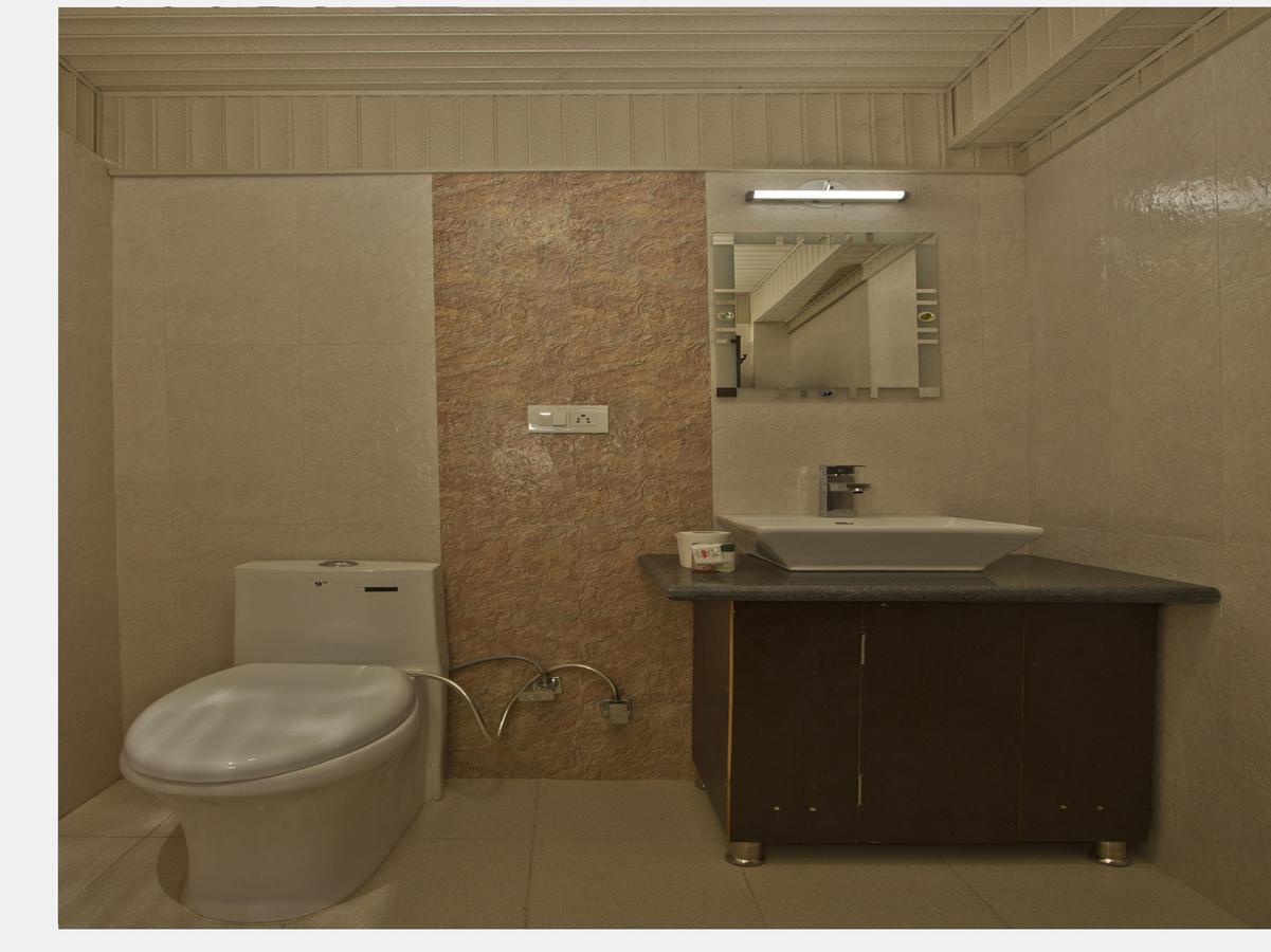 Hotel Oyo 8455 Akash 3*