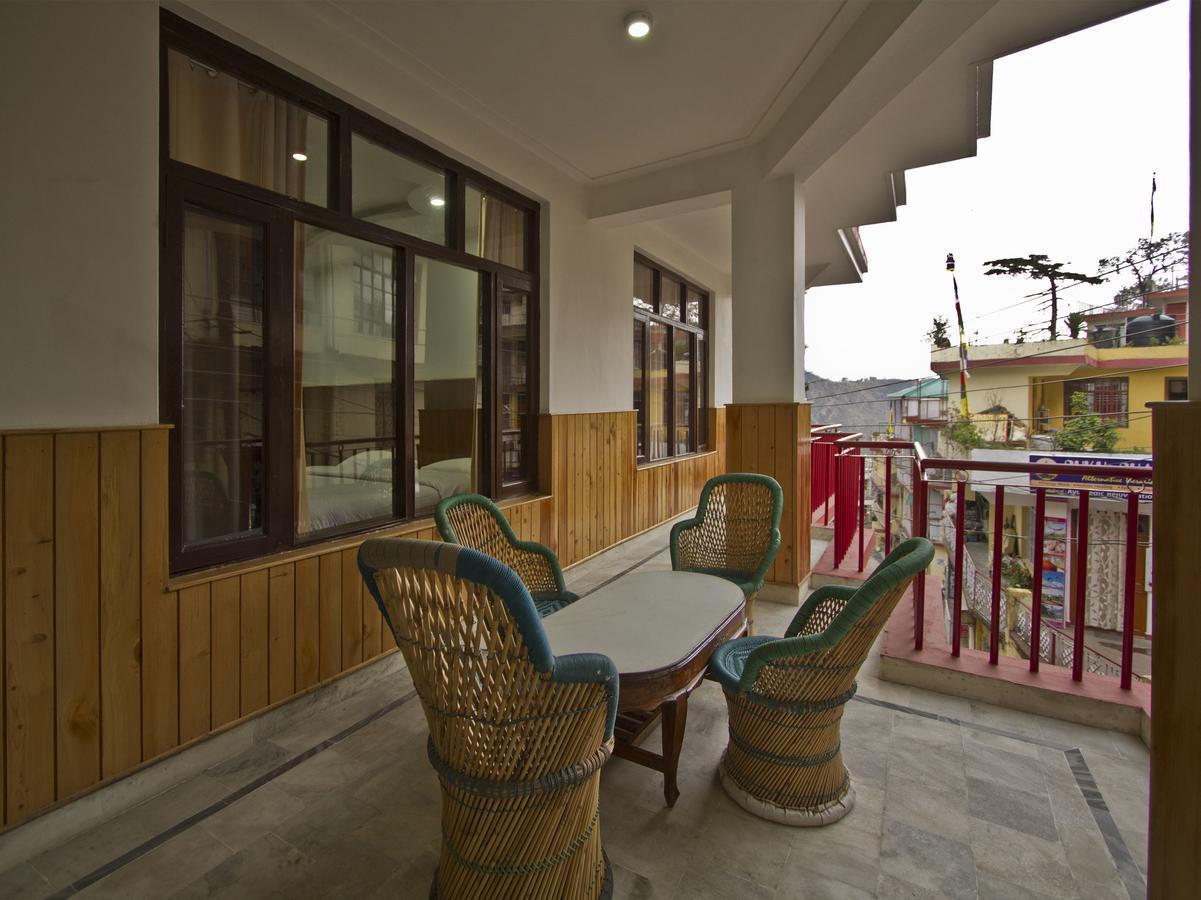 Oyo 8455 Akash Hotel 3*