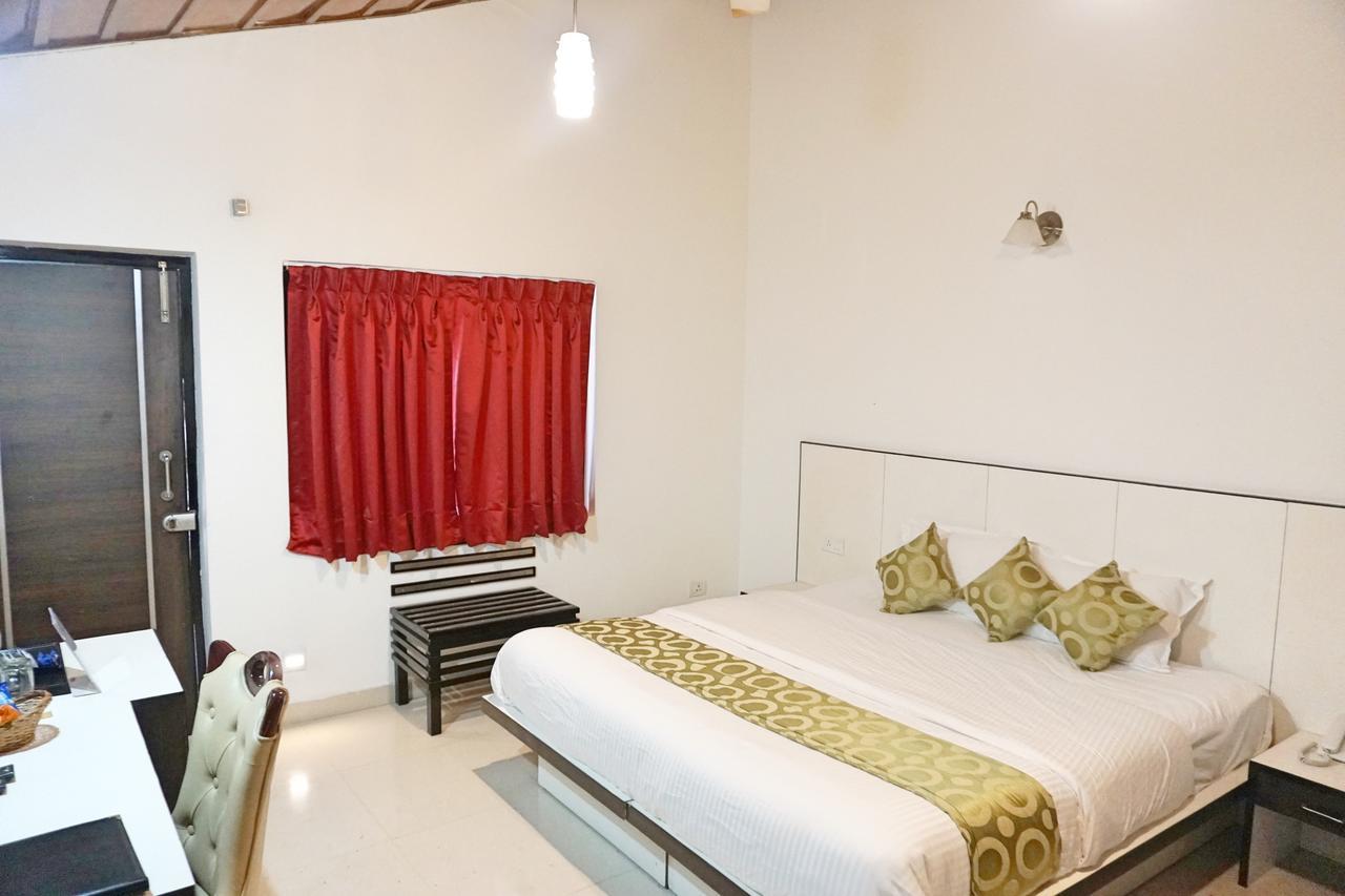 Hotel Ess & Bee Dharamshala