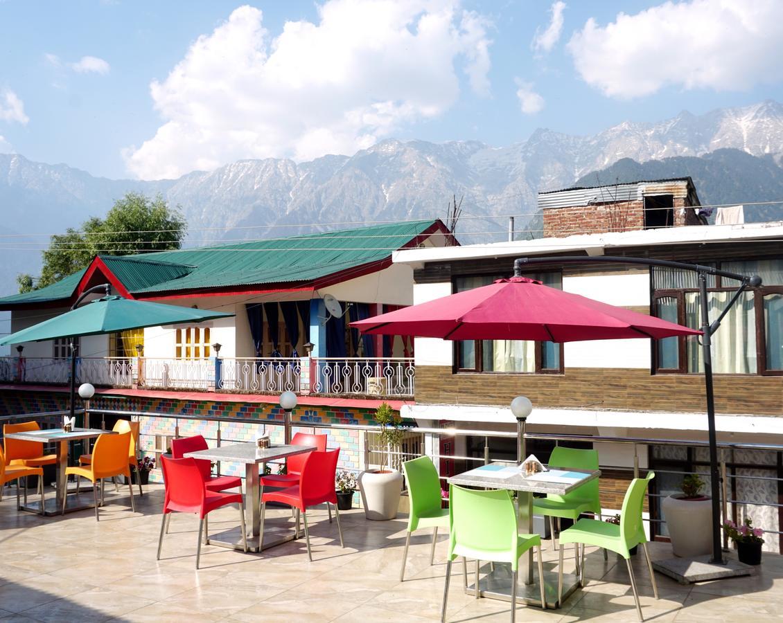 Hotel Ess & Bee 3*