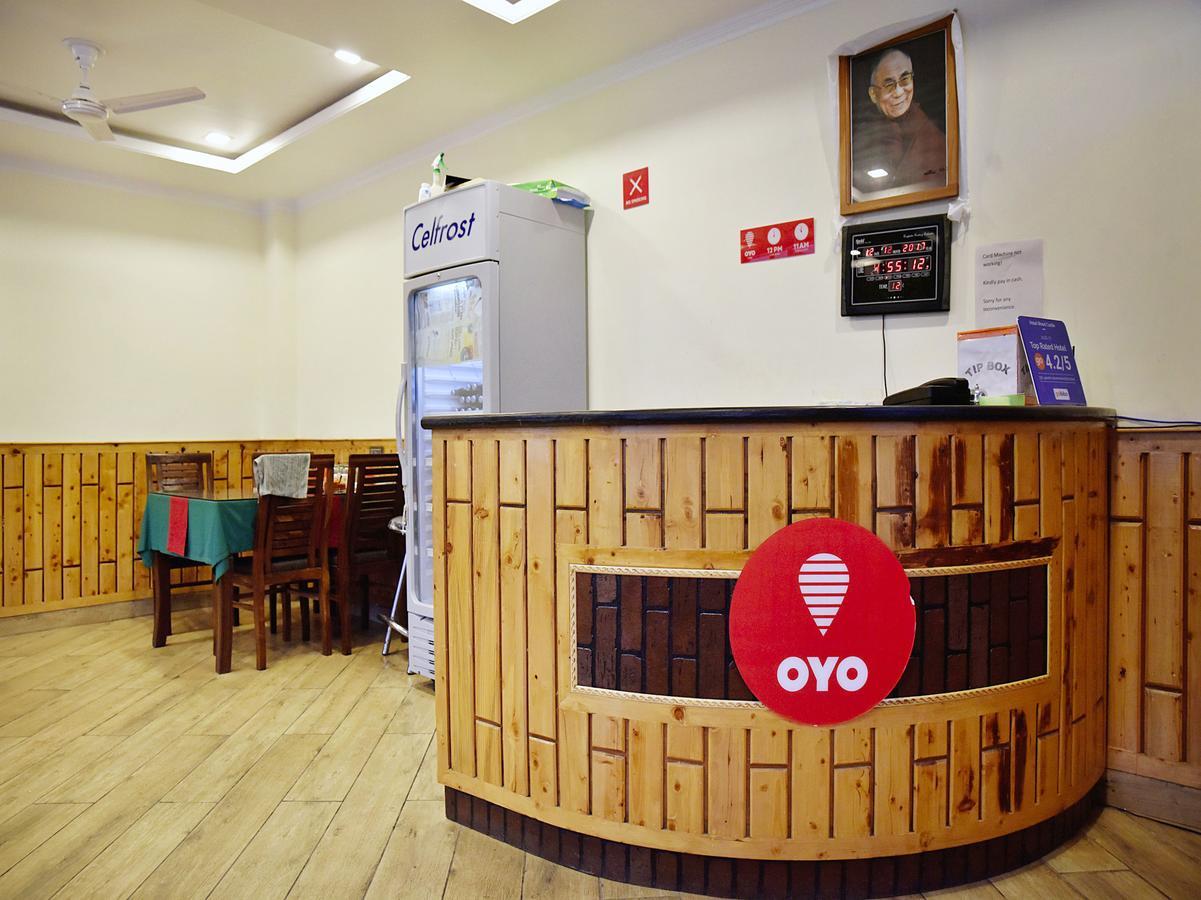 Hotel Oyo 6962 Wood Castle 3*