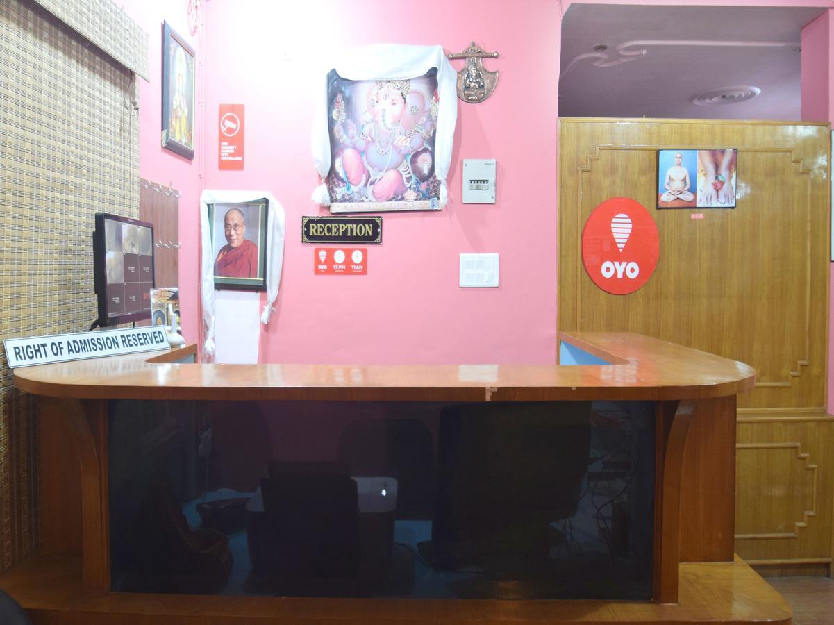 Hotel Oyo 12079 Manu Vinod