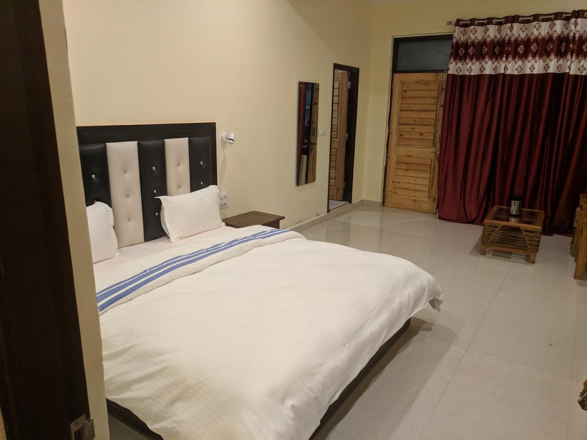 Fabhotel Rakus Place 3* Dharamshala