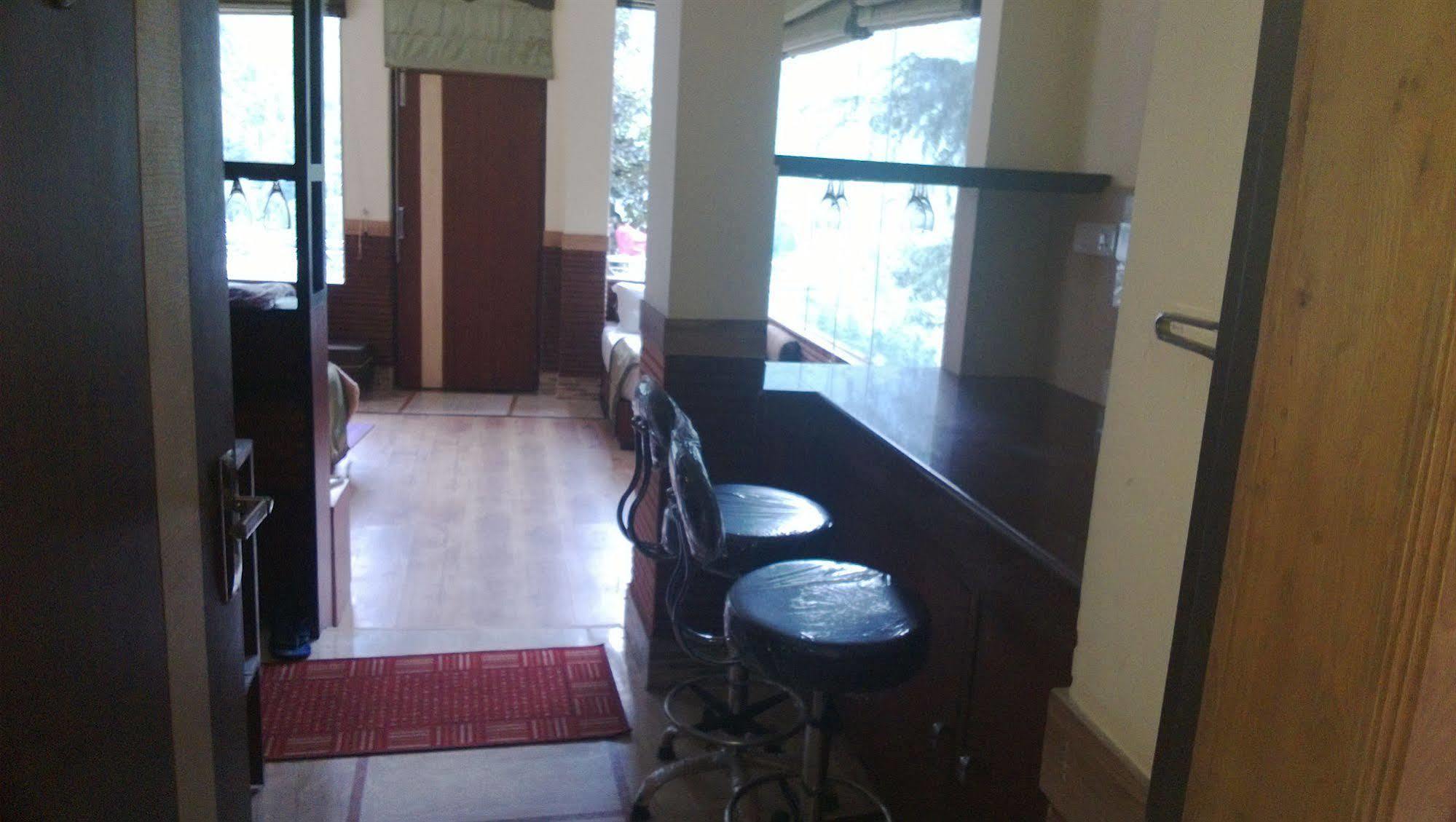 Hotel Gandhi's Paradise