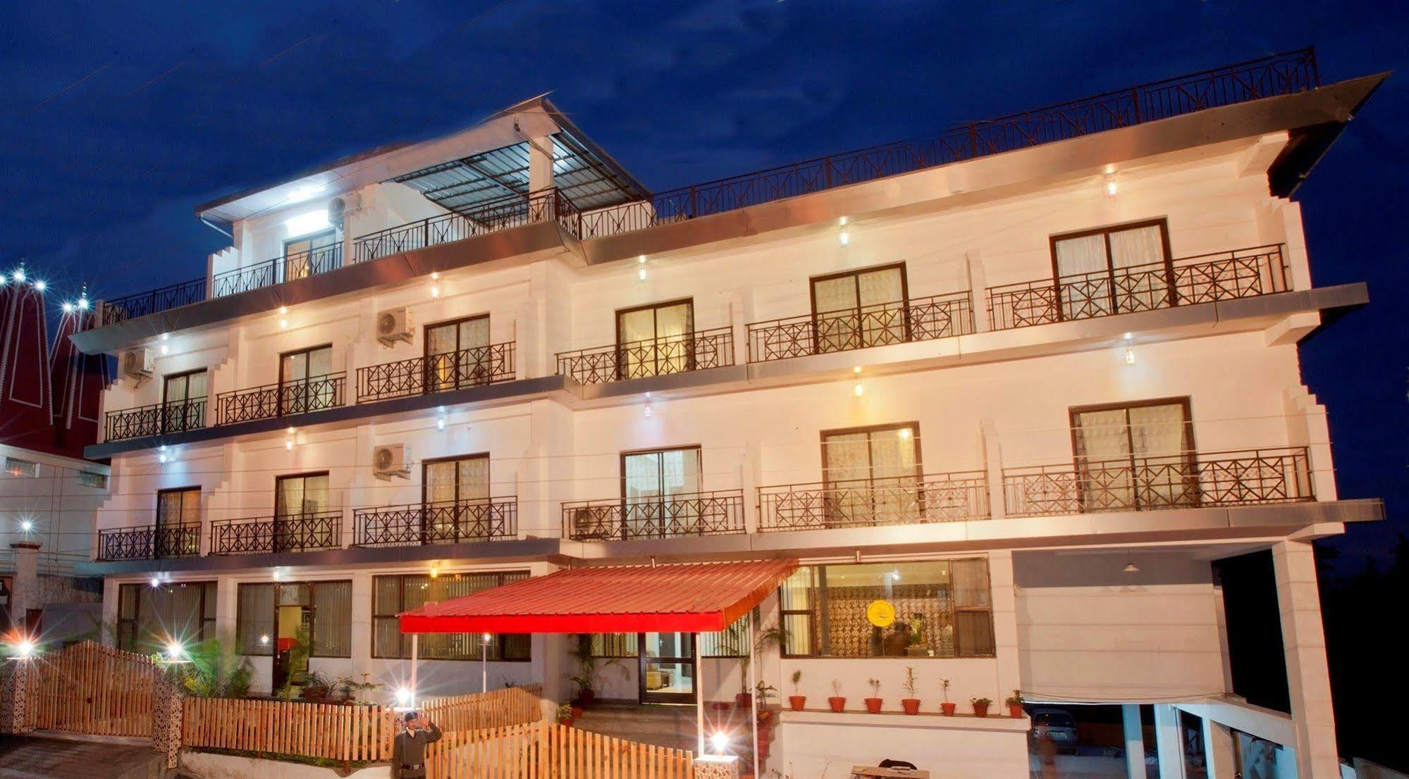 Resort Sterling Dharmashala