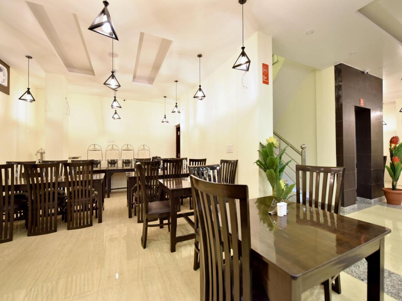 Oyo 12770 Mirage Residency