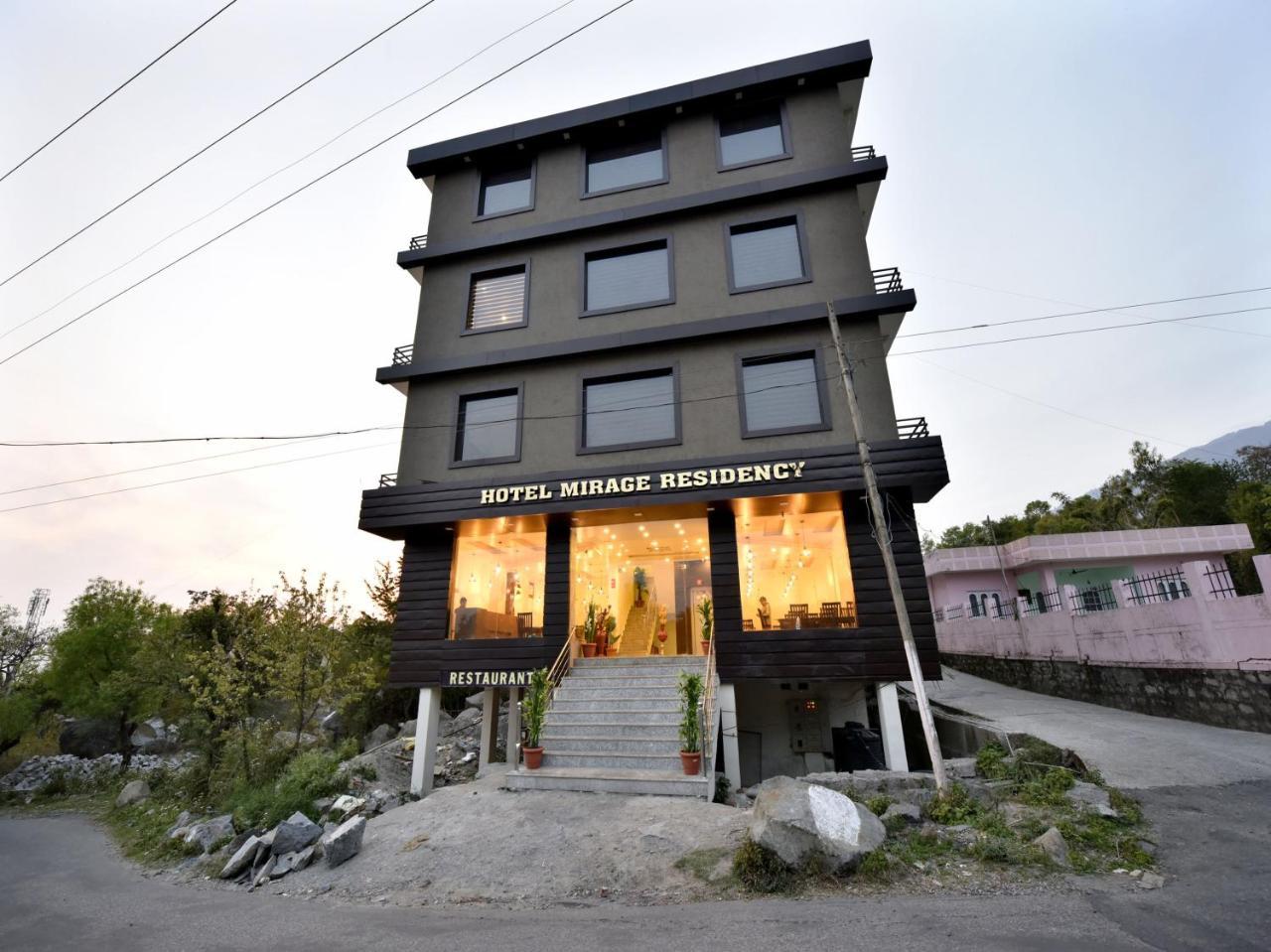 Hotel Oyo 12770 Mirage Residency Dharamshala