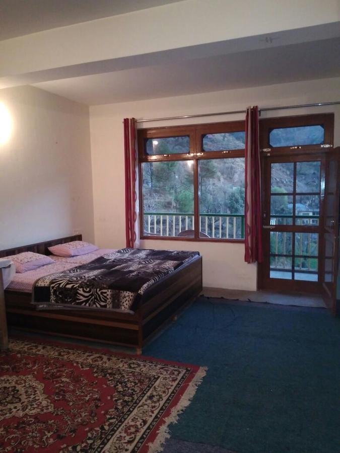 Kapoor Homestay *