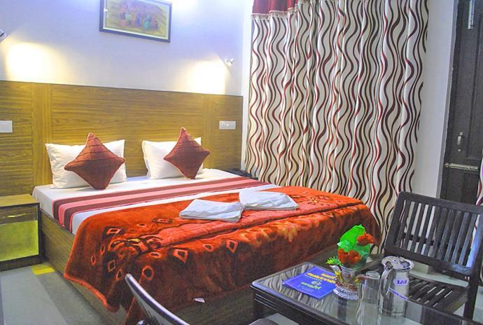 Raja's Palace 3*