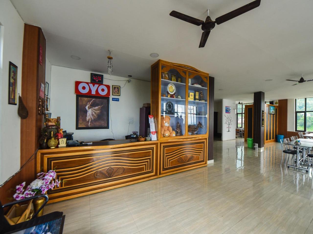 Oyo 8059 Devdar * Dharamshala