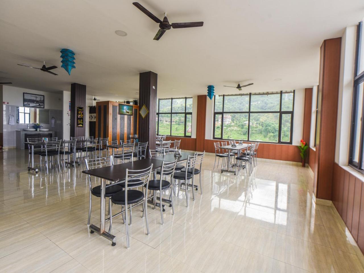 Hotel Oyo 8059 Devdar *
