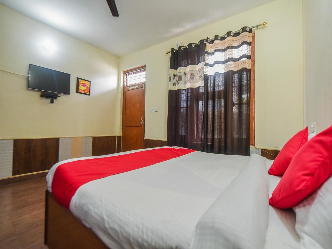 Hotel Oyo 8059 Devdar
