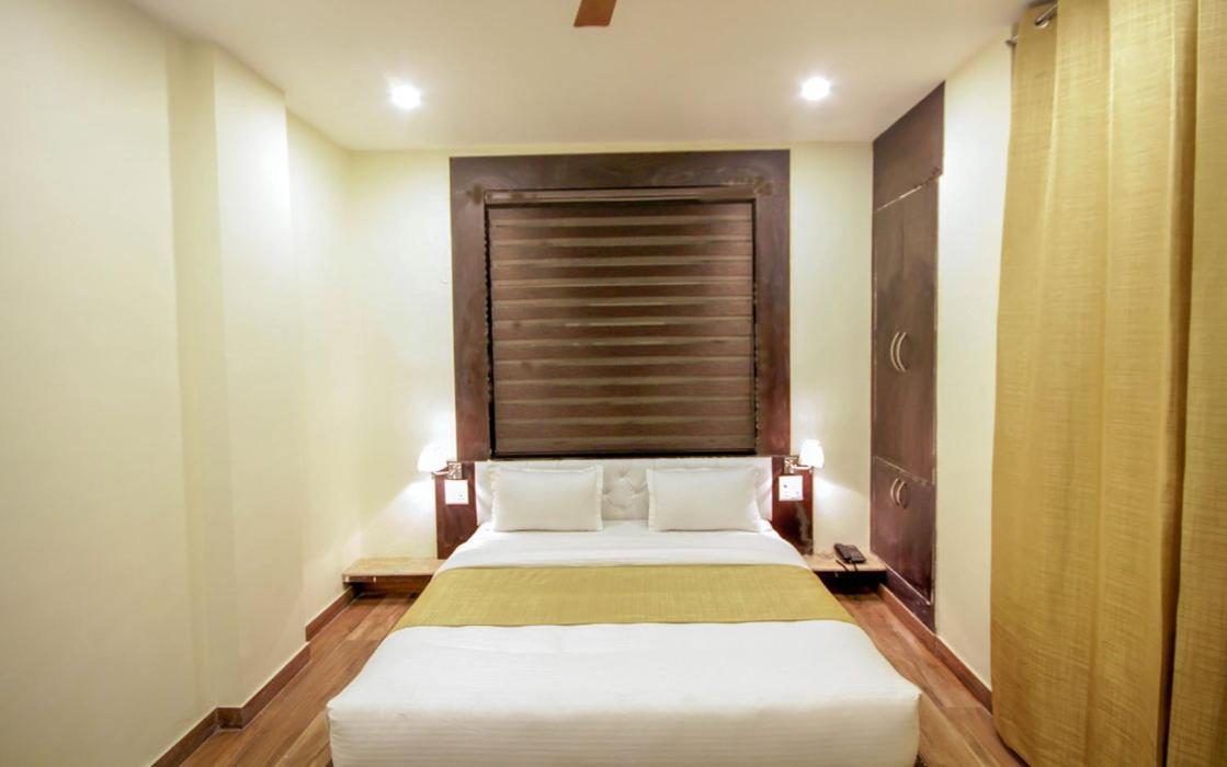 Super Townhouse Hotel Dharamshala