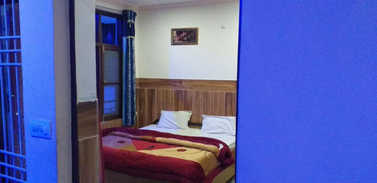 Hotel Royal Taj Dharamshala