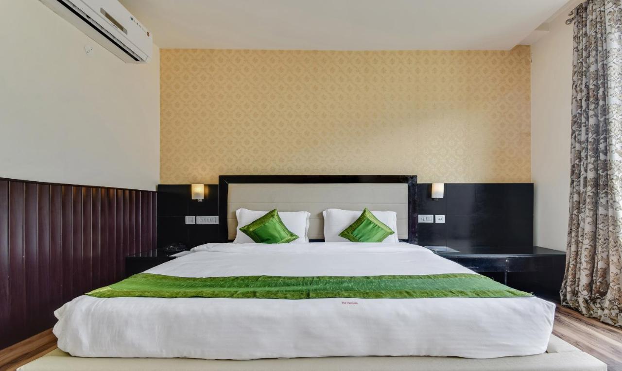 The Vaikunth Hotel