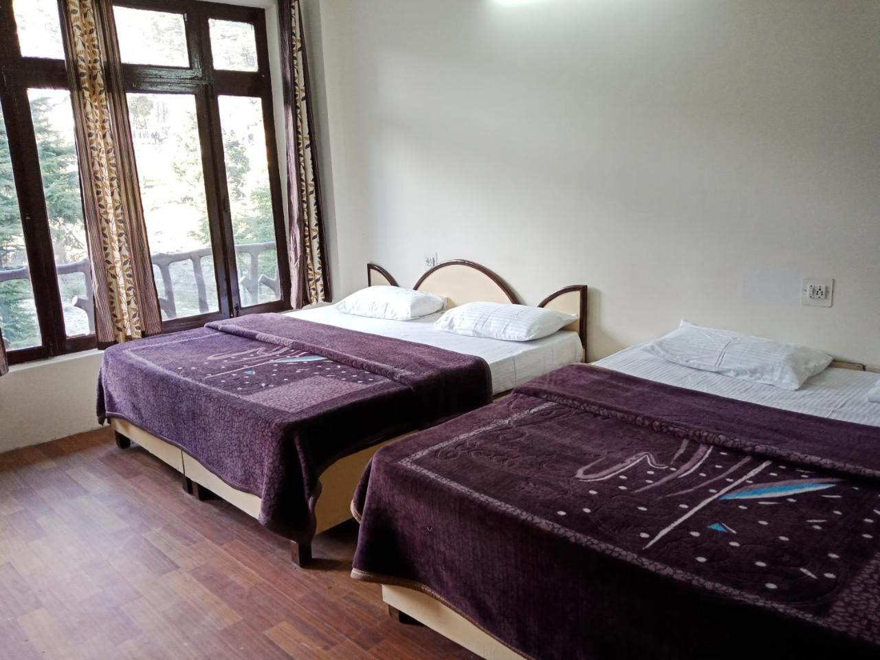 Pine Spring Hotel 3*
