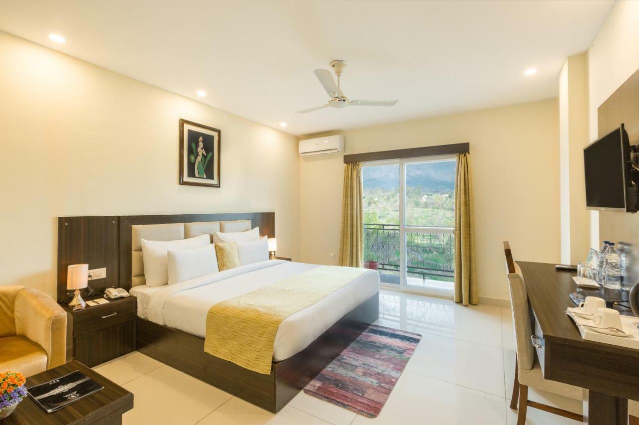 Hotel D'polo Club &
