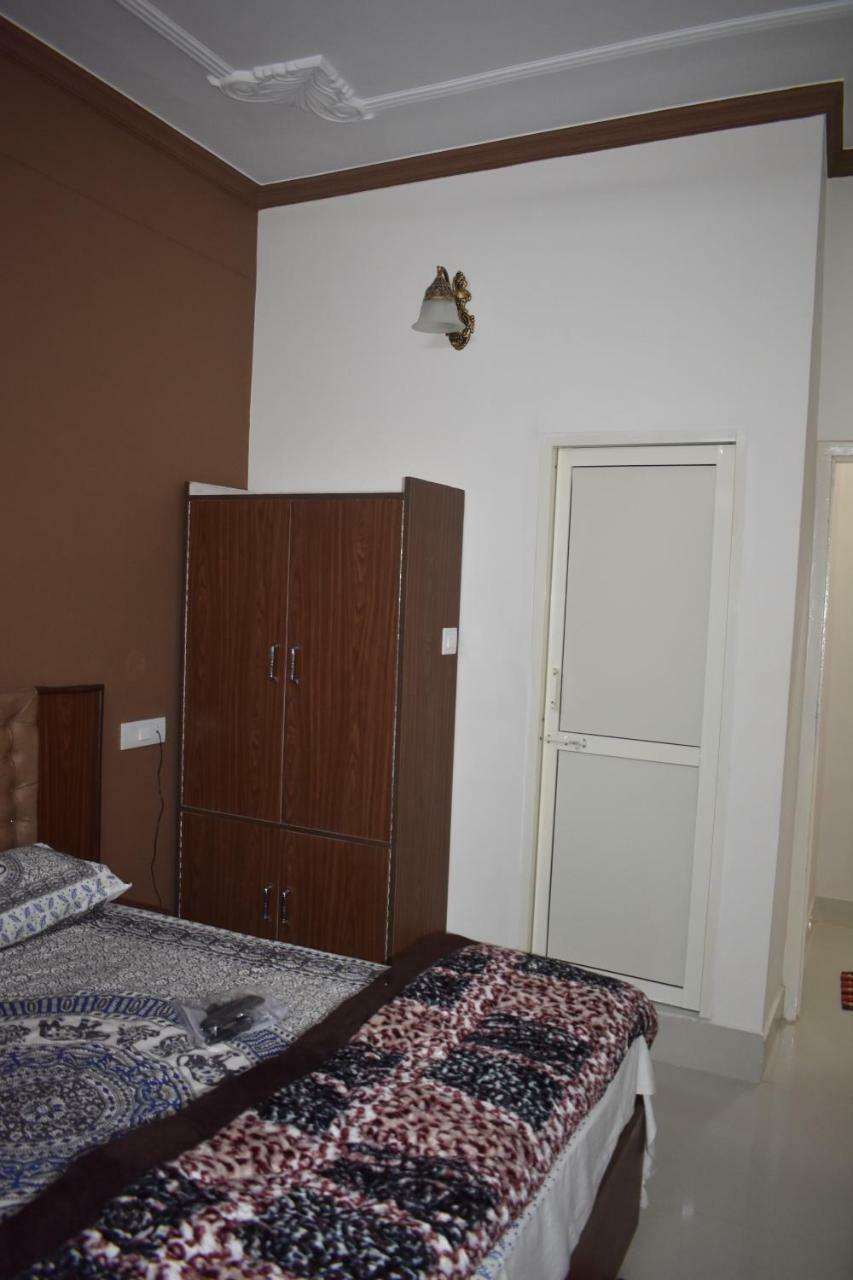 The Himalayas Guest house Dharamshala