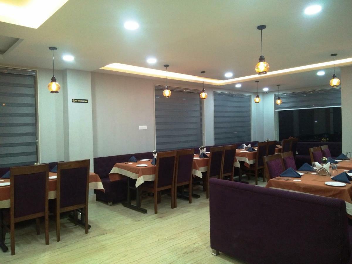 Hotel Ak Continental - Mcleodganj