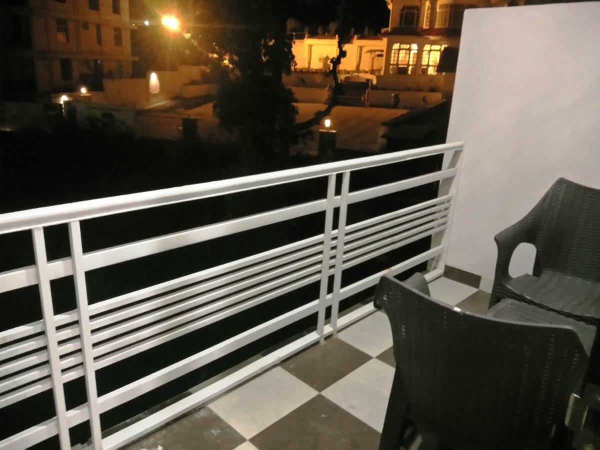 Ak Continental - Mcleodganj