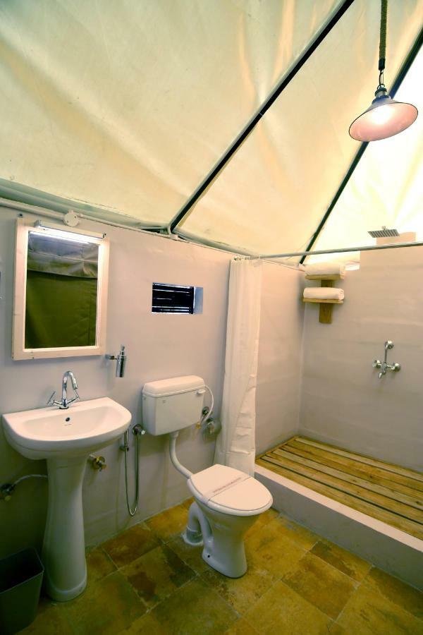 Dev Bhoomi Farms & Resort 4*