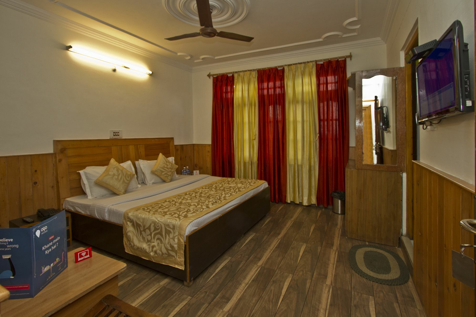 Inn Oyo 4605 Aakarsh Dharamshala