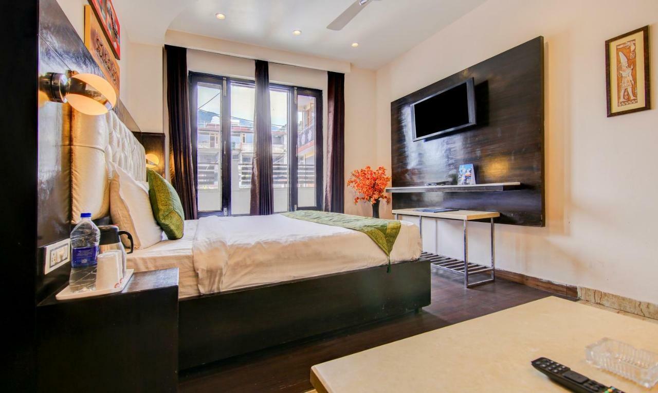 Hotel Lavish 3*