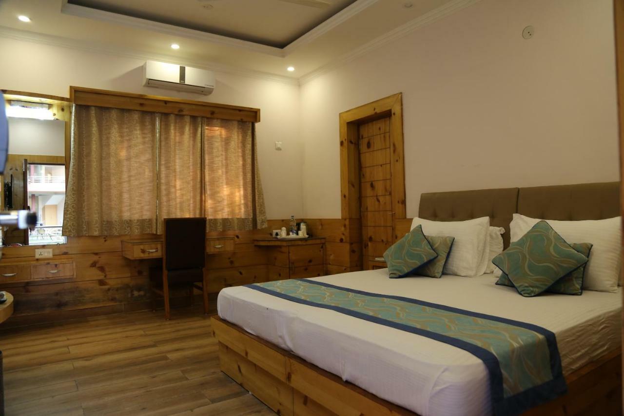 Quartz Himalayan Brothers Hotel Dharamshala