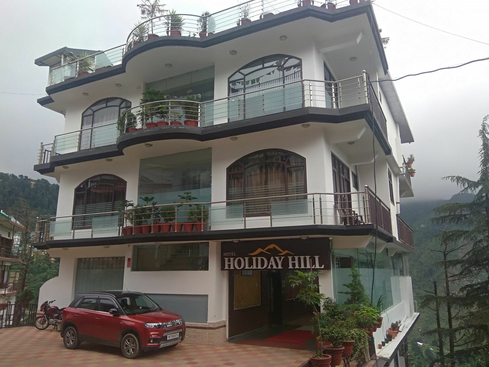Hotel Hill, Near Mall Road, Mcleodganj# Parking#restaurant Dharamshala