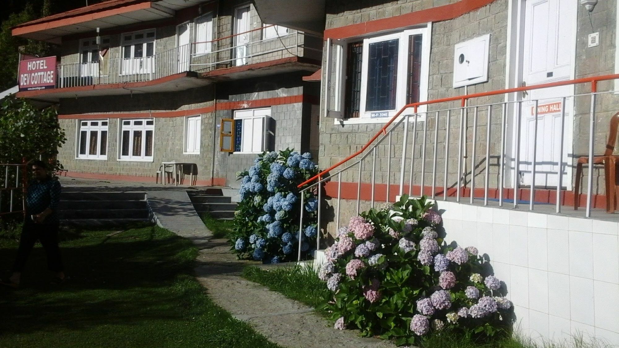 Dev Hotel