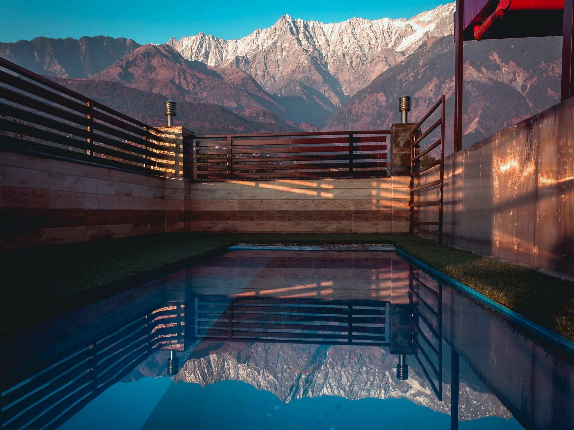 Oyo 13229 Hill View With Pool