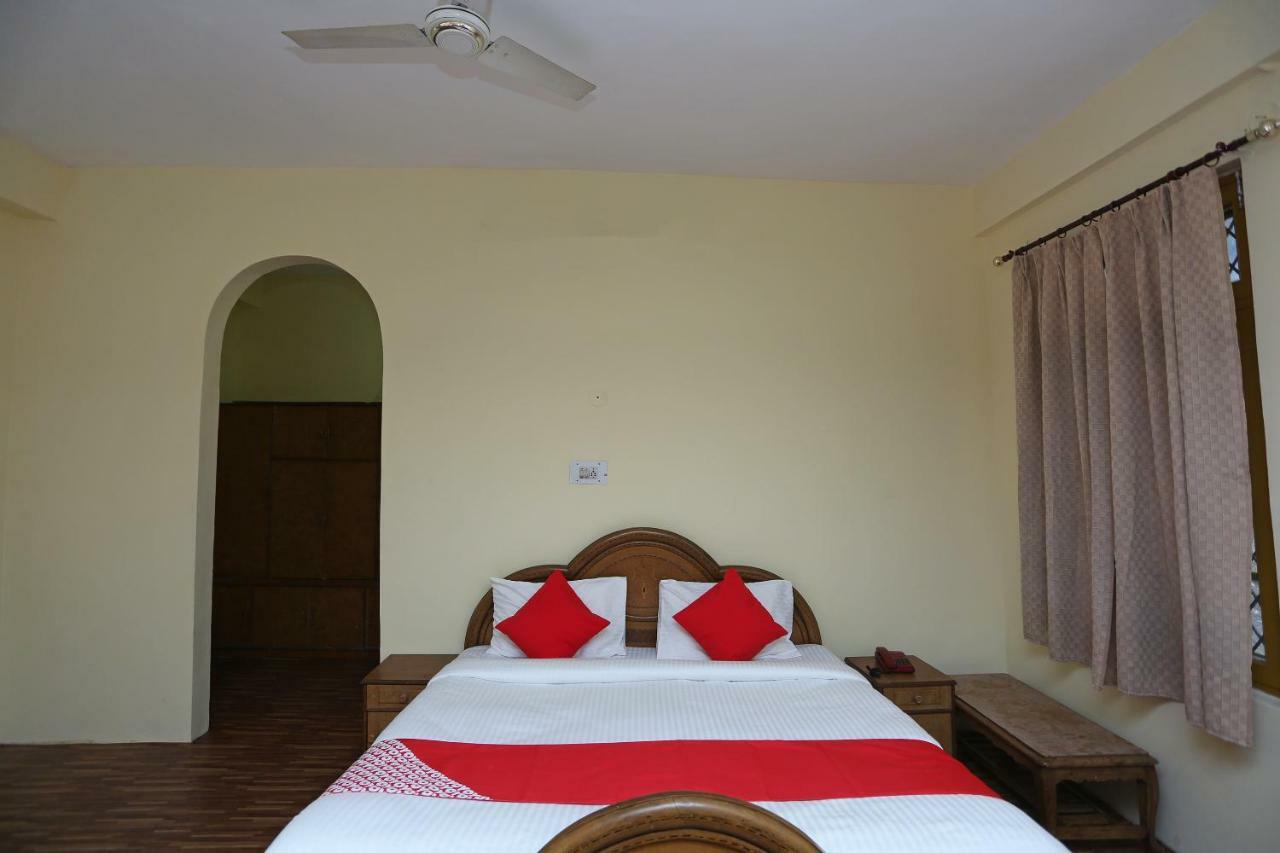 Hotel Oyo 29115 Midway
