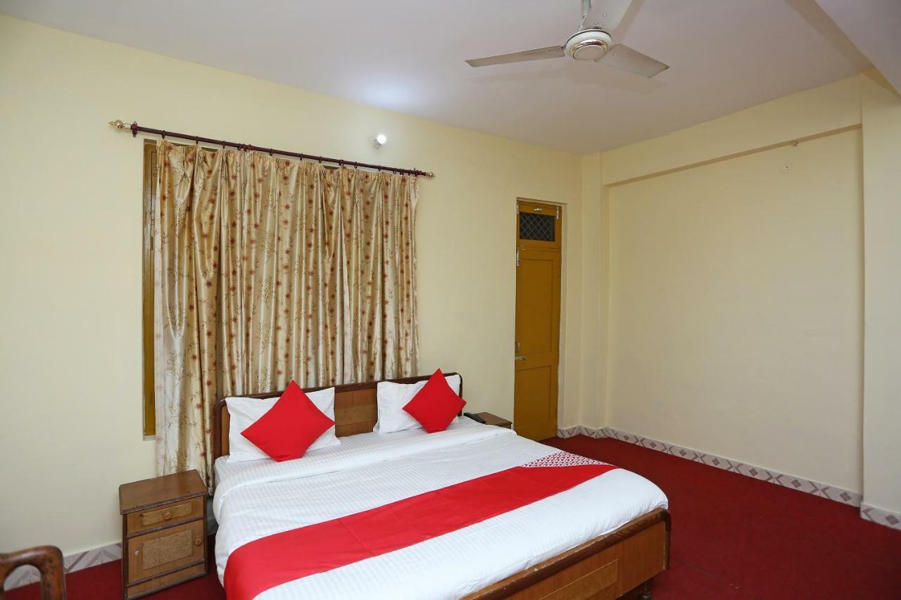 Oyo 29115 Midway Hotel