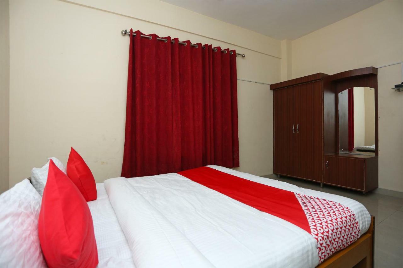 Oyo 29115 Midway Hotel 3*