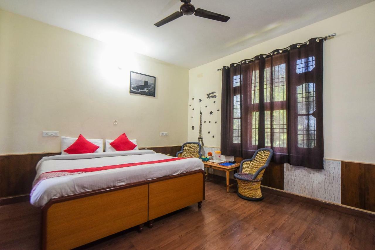 Oyo 8059 Devdar Hotel *