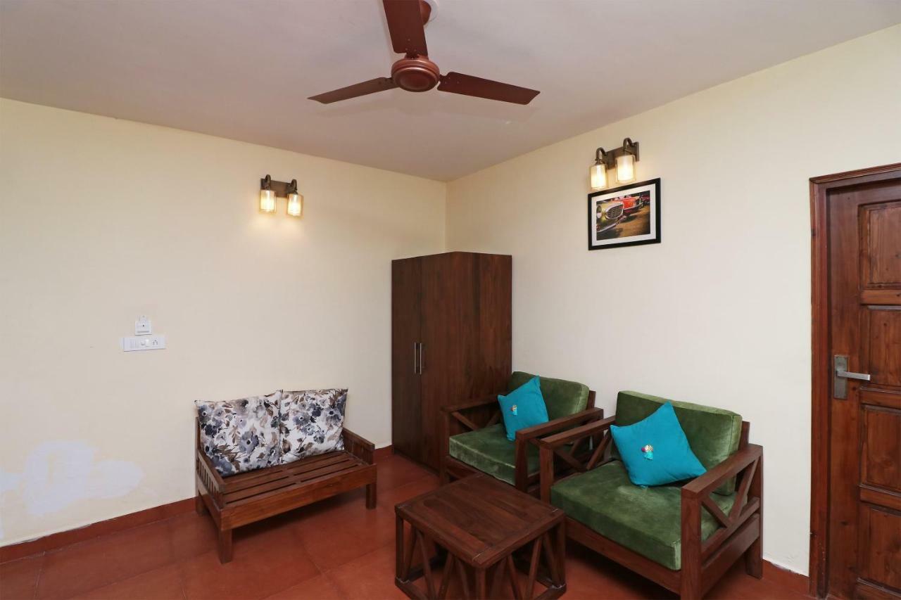 Hotel Capital O 4079 Nandini