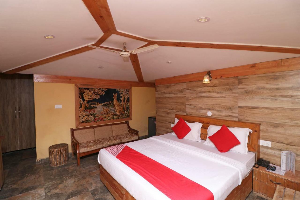 Capital O 4079 Nandini Hotel 3*