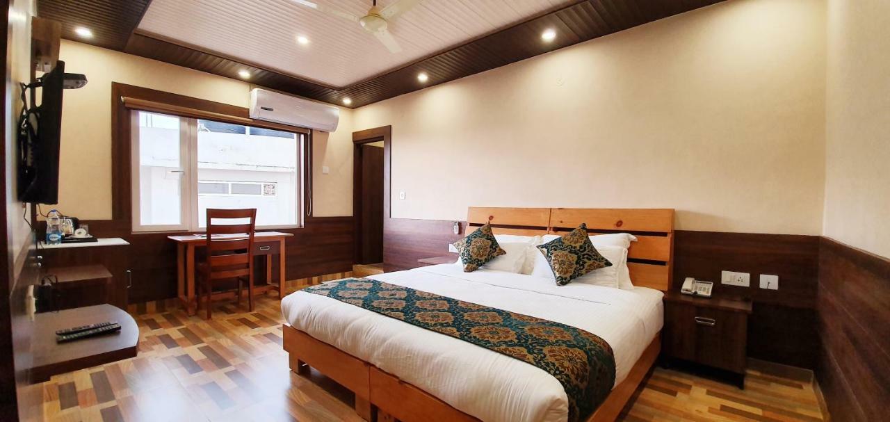 Hotel Buddha House Himalayan Brothers