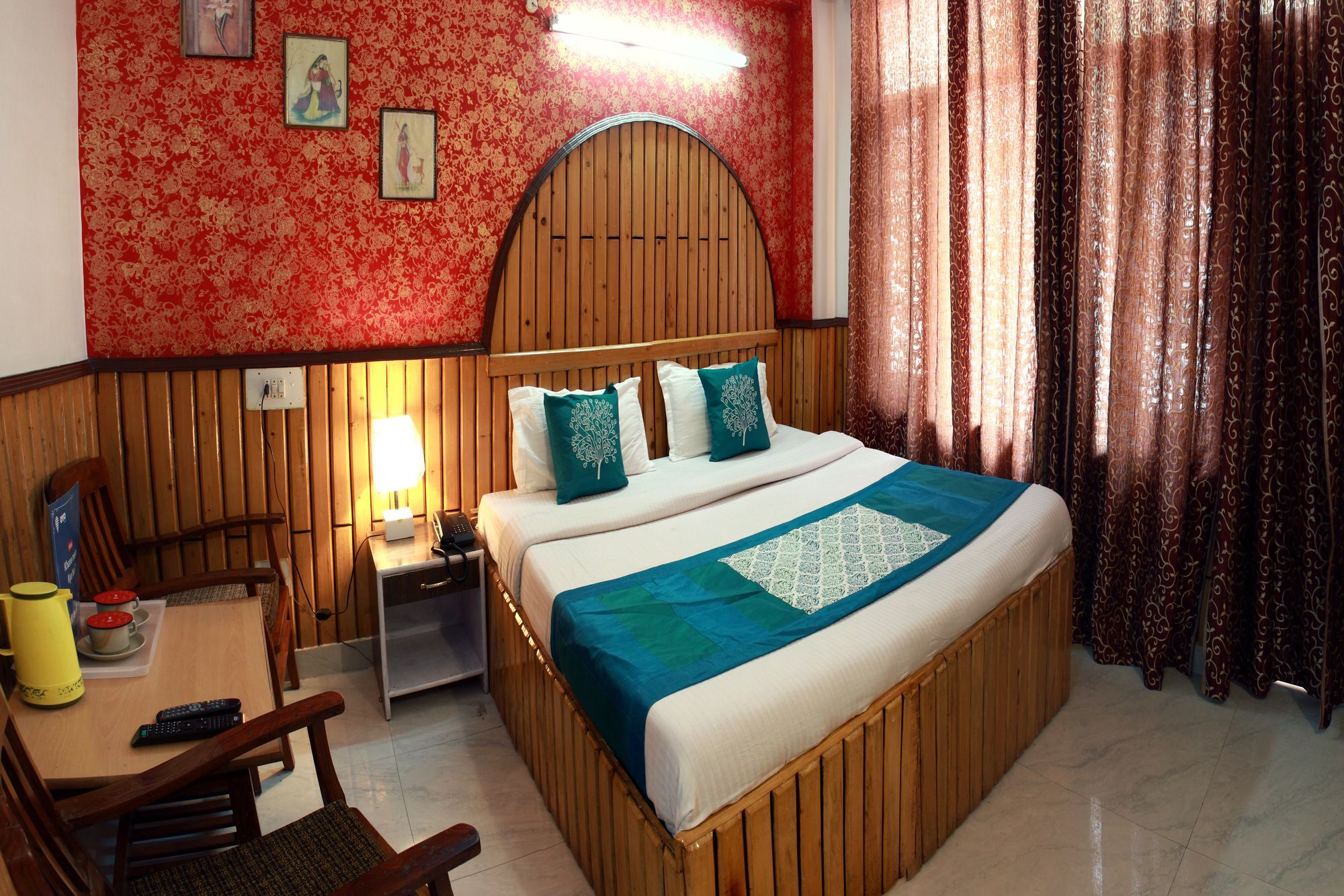 Akashdeep Hotel