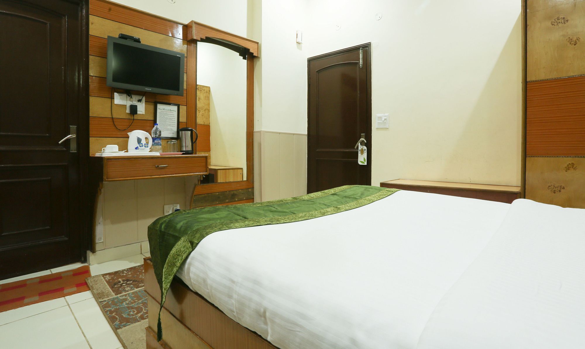 Moon Walk Residency Hotel 3*