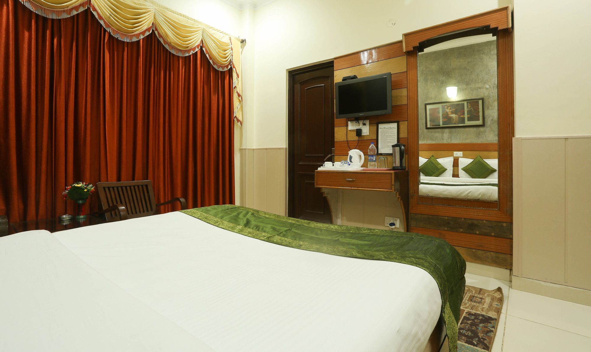 Moon Walk Residency Hotel 3*
