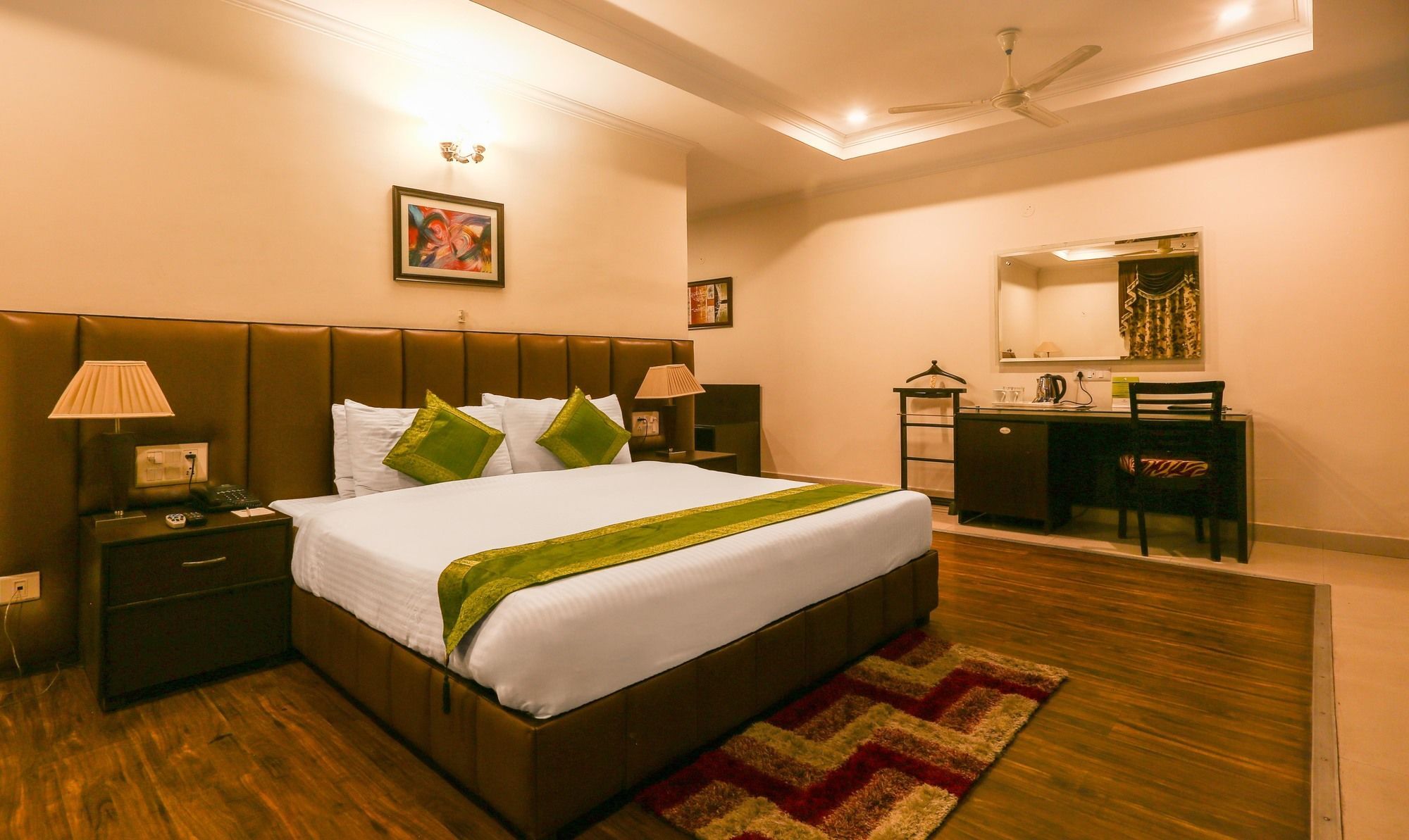 Hotel Treebo Trend Gk Conifer