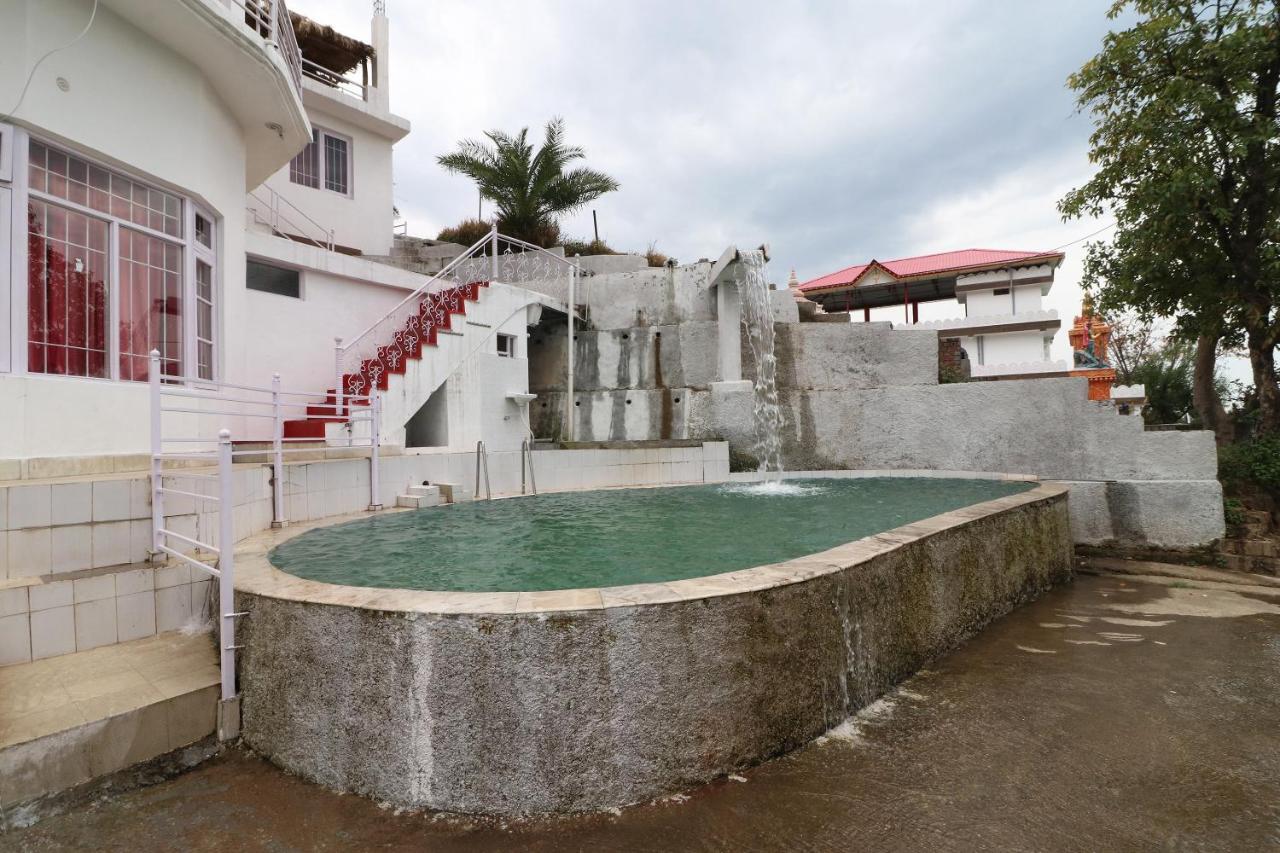 Aqua Waterfall Hotel 3*