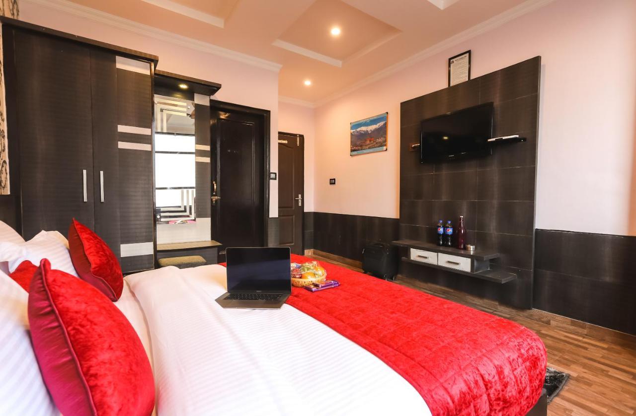 Hotel Hill, Near Mall Road, Mcleodganj# Parking#restaurant Dharamshala