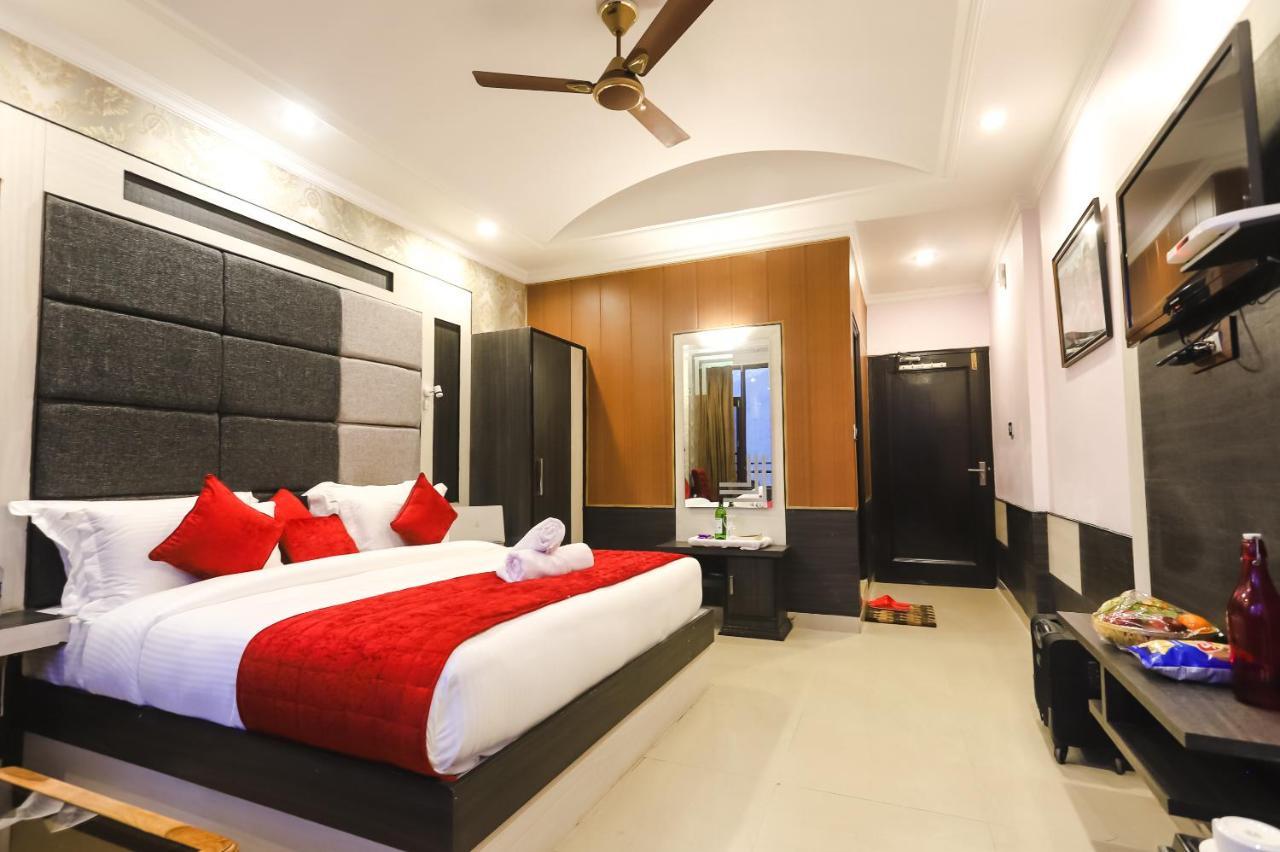 Hill, Near Mall Road, Mcleodganj# Parking#restaurant Hotel Dharamshala