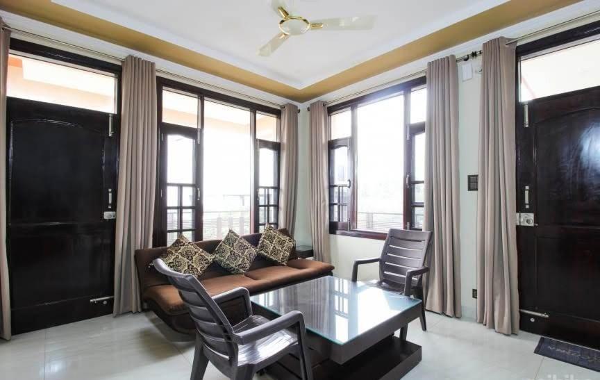 Touristen A Luxury * Dharamshala
