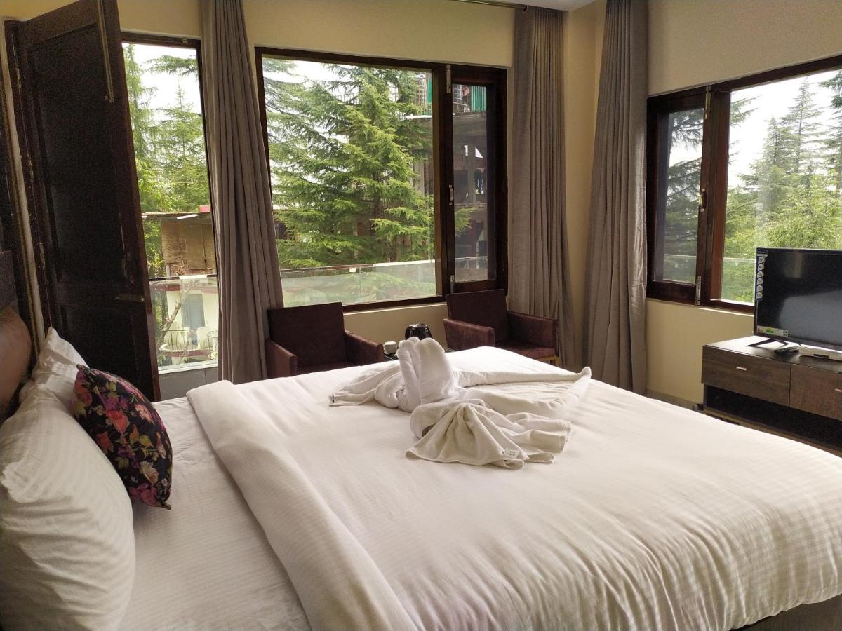 Hotel Golden Rock, - Am Kollection Dharamshala