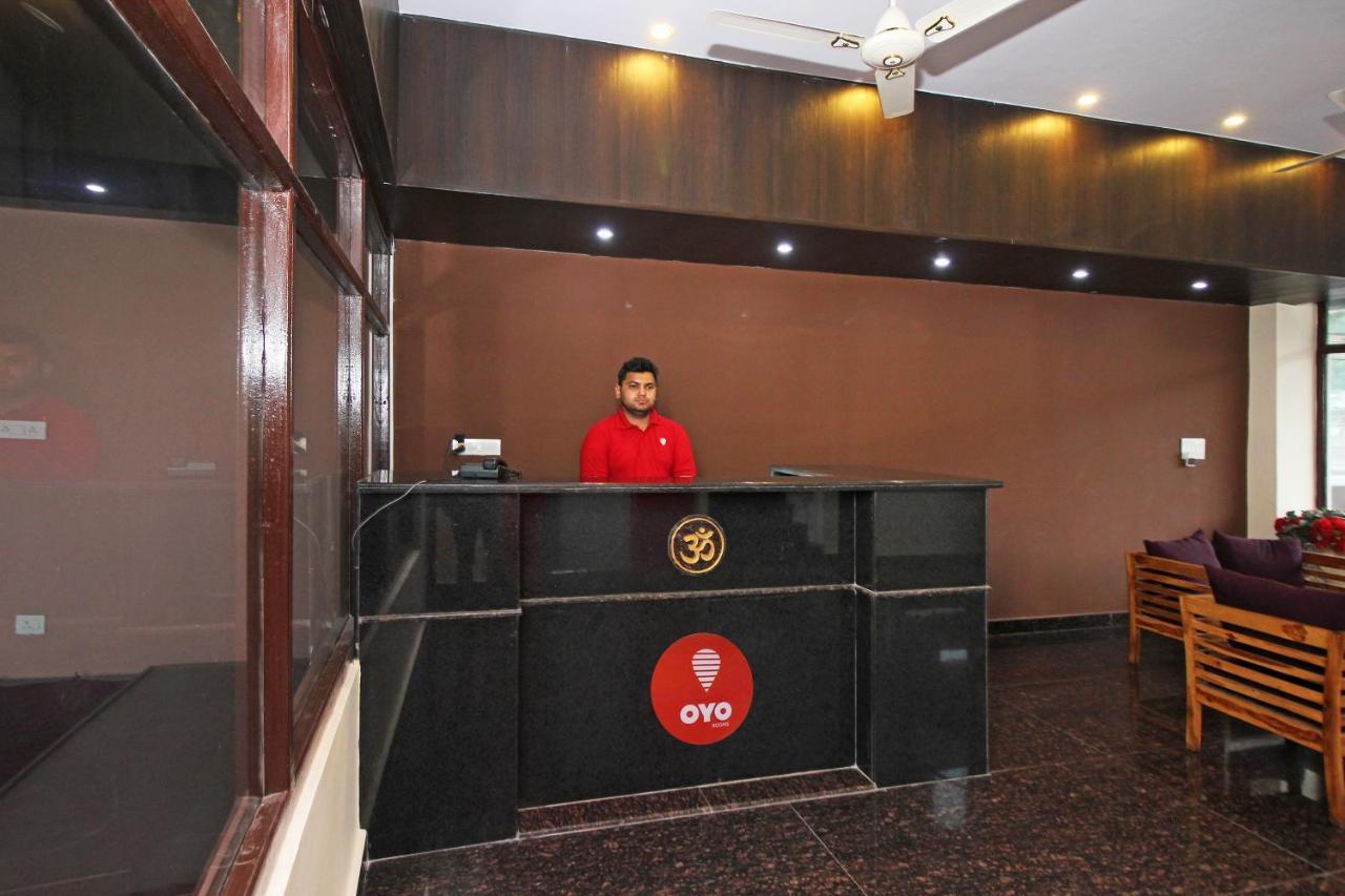 Oyo 8944 Red Carpet Hotel Dharamshala